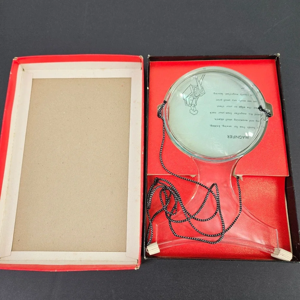 Vintage Neck Magnifier Hands Free Reading Sewing Crafting Tool Aid w Box Japan